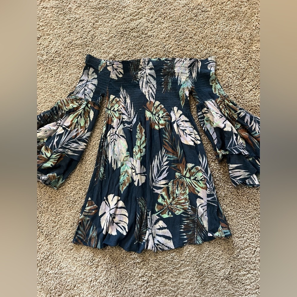 Illa illa vici smocked off the shoulder dress - Picture 6 of 12